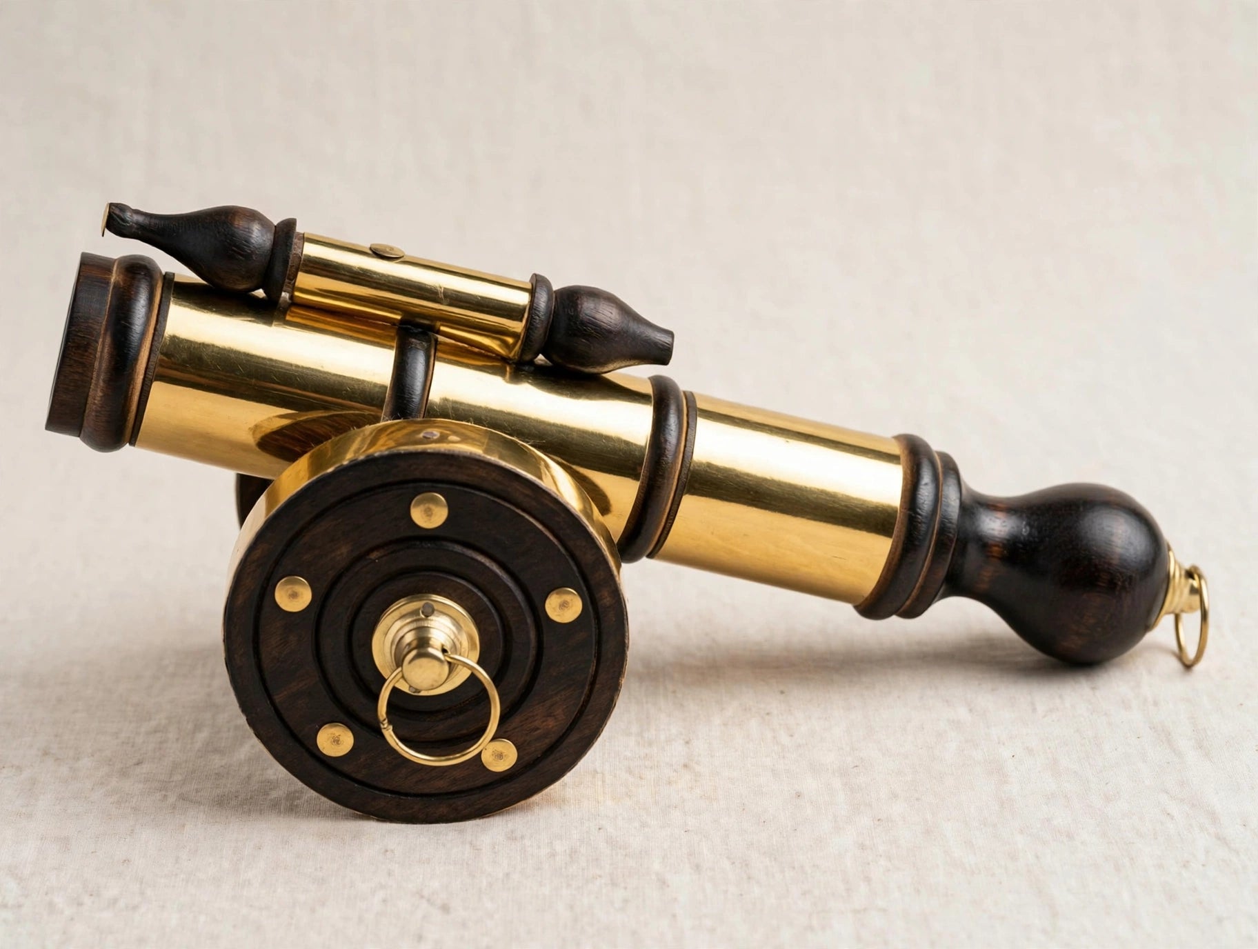 Nishaara’s Royal Salute – Brass & Mango Wood Decorative Cannon – 12.5 Inch